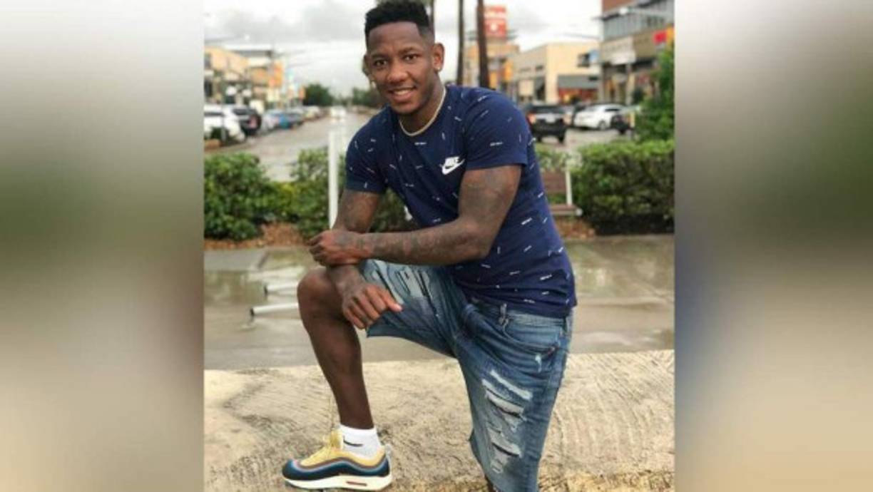 Lo curioso es que tras el posteo Romell Quioto decidió borrar la foto que había subido con la chica.