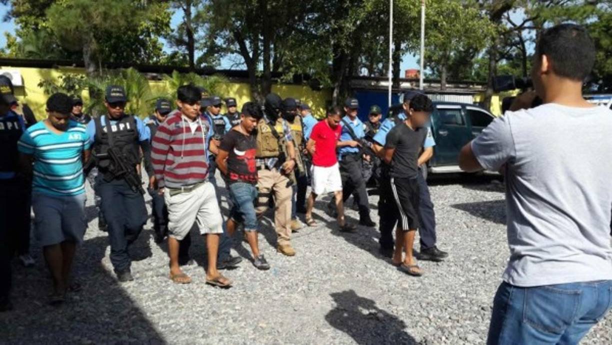 Según las investigaciones de la Policía, los detenidos pertenecen a la estructura criminal 'Caballo Loco', la cual es liderada por 'Spy'.