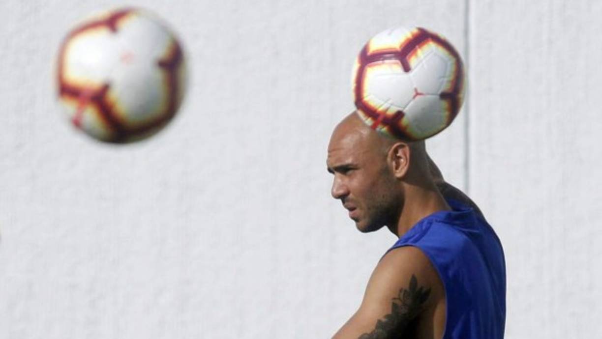 Según L'Équipe, el Olympique de Marsella se ha interesado en el delantero italiano del Valencia, Simone Zaza.