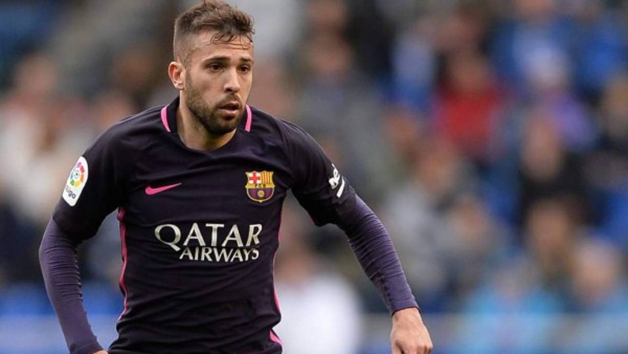 Jordi Alba, cada vez más fuera del Barça. Su suplencia en un nuevo partido clave -ante Villarreal- abre serias dudas sobre su continuidad.