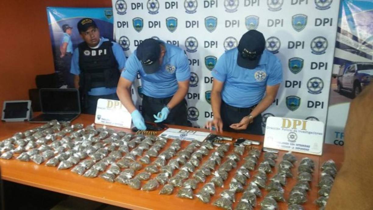 El tráfico ilícito de drogas causa muchas muertes violentas en Honduras y en muchos países del mundo.