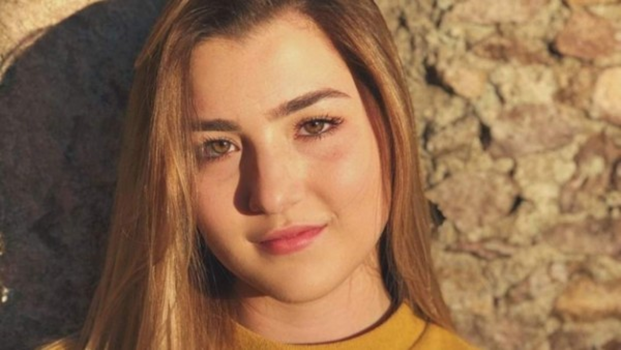 Aunque la famosa no quiso revelar el nombre de su agresor sí expresó que se arrepiente de no haber hecho algo en ese momento para alejarlo de ella, ya que dijo que él usó como excusa su miedo para seguir violentándola.