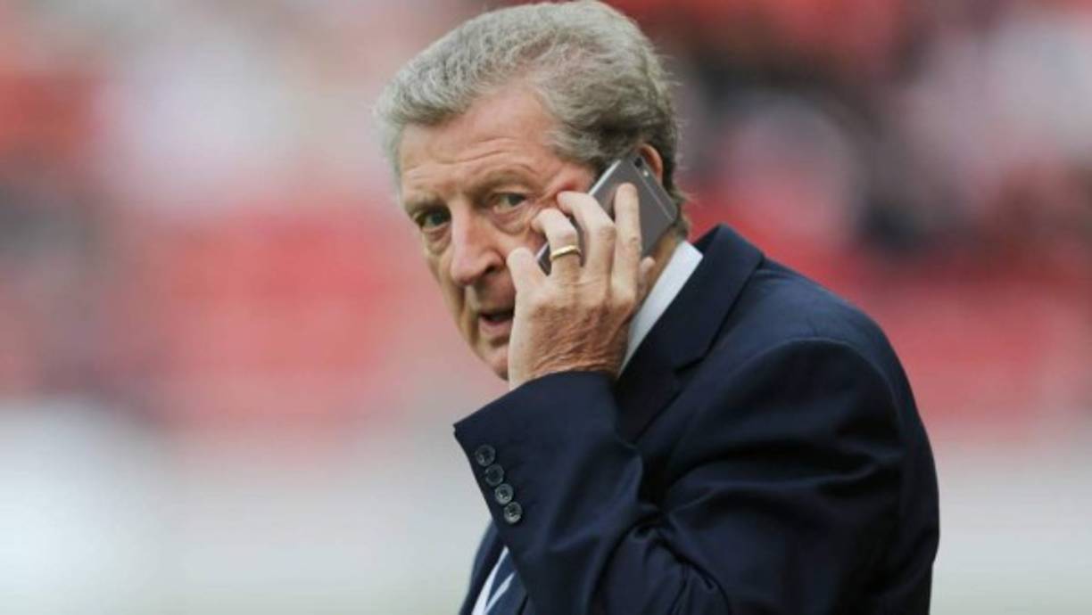 Según medios ingleses, Roy Hodgson, exseleccionador de Inglaterra es uno de los favoritos para ocupar el puesto que dejó Ranieri en el Leicester.