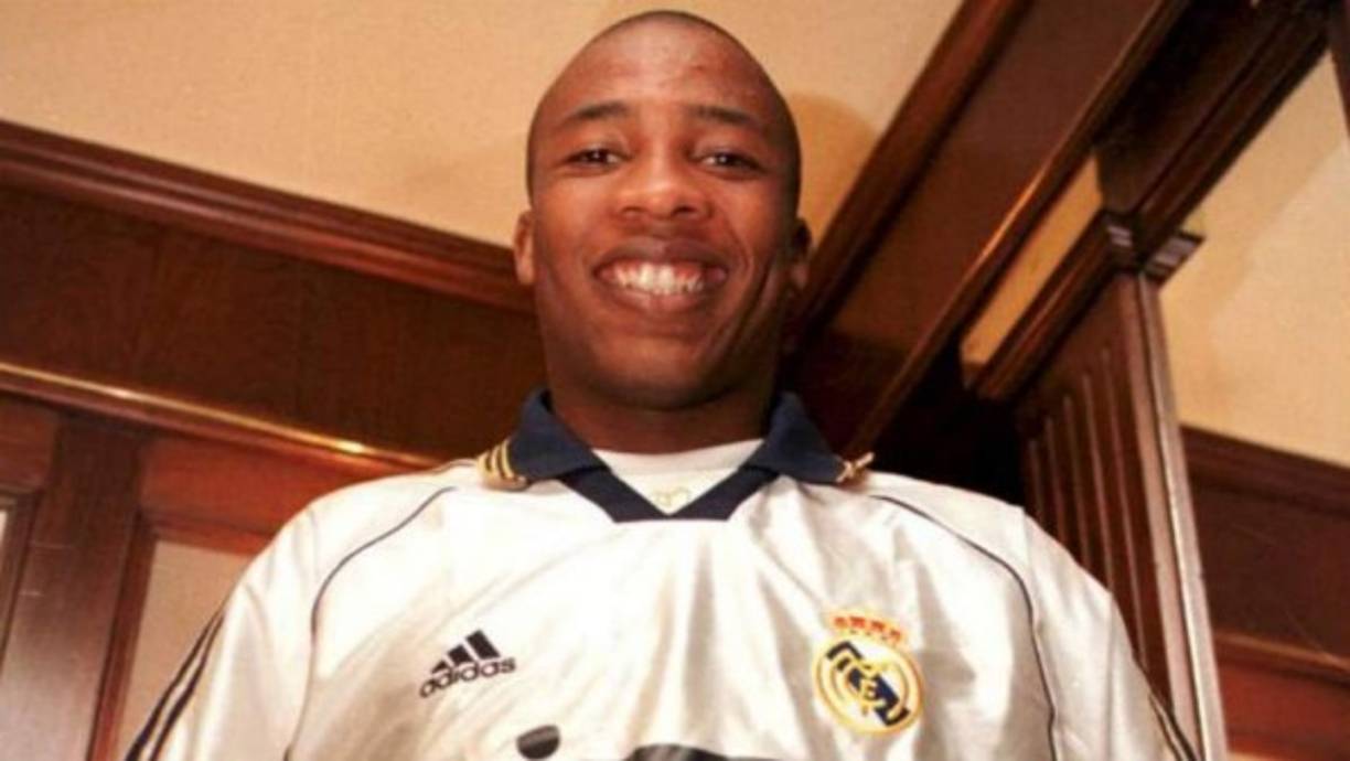 Edwin Congo - El exfutbolista colombiano es licenciado en Odontología y llegó a abrir una sala de consultas en Valencia. Jugó en el Real Madrid.