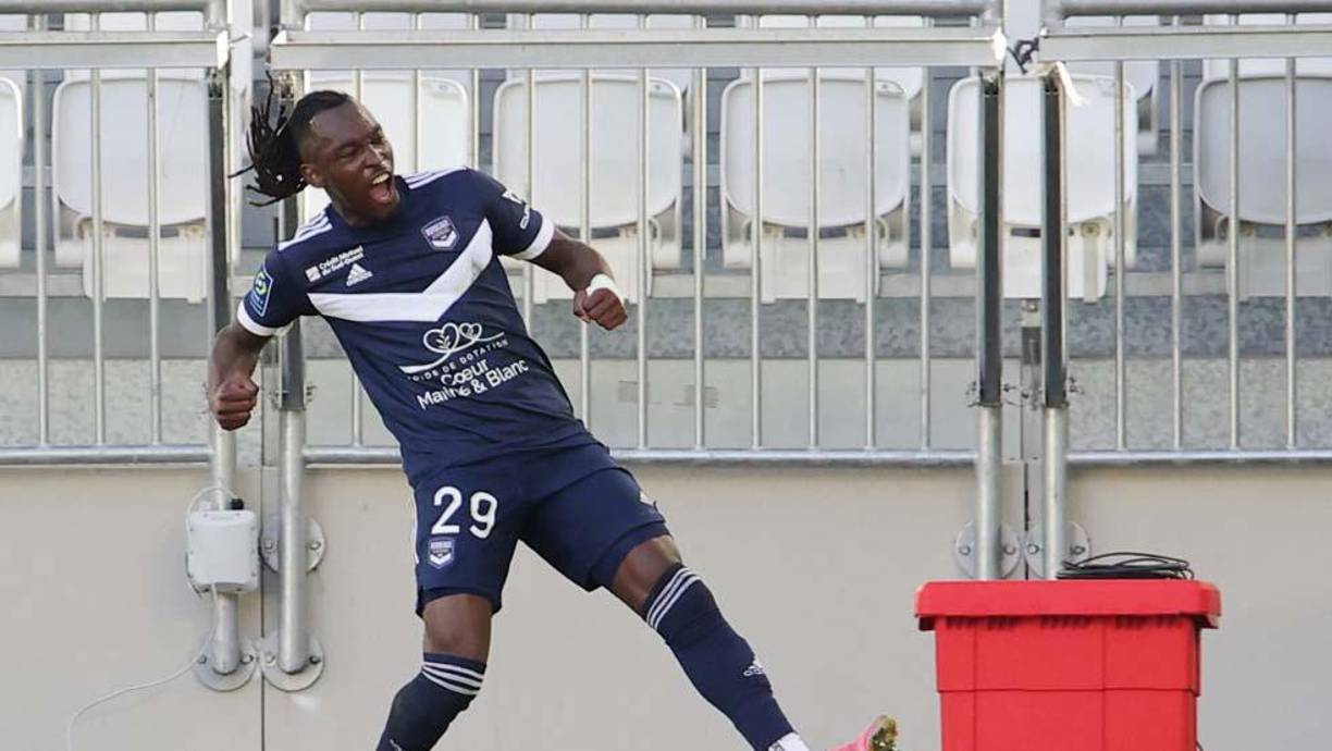 Un nuevo club de suma al interés por Alberth Elis. En las últimas horas ha trascendido que el histórico Oporto de Portugal estaría interesado en fichar al atacante hondureño. El equipo jugará la Champions League e inclusive ya sabe lo que es ganar dicha competición.