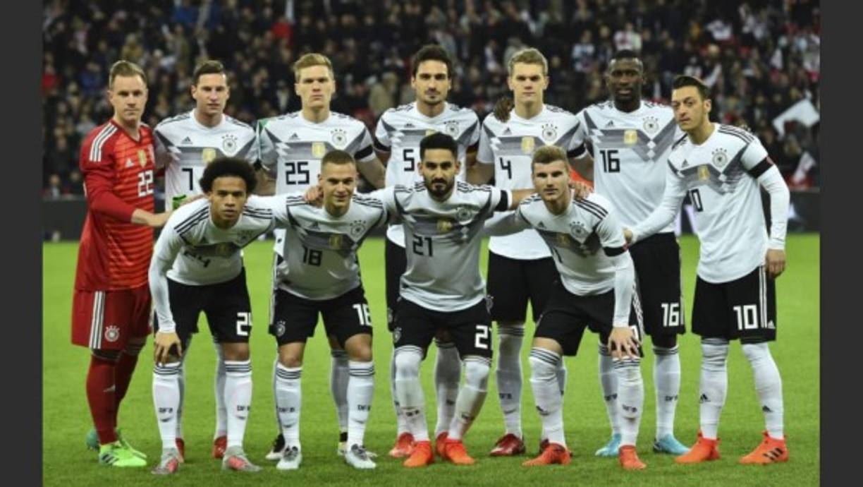 Alemania: 'Die Mannschaft' - 'Los Teutones', también conocidos como Die Mannschaft, que significa “El Equipo”. Aunque ya existía un combinado alemán oficioso desde finales del siglo XIX, Alemania no disputaría su primer encuentro hasta 1908 cuando se enfrentó a Suiza.