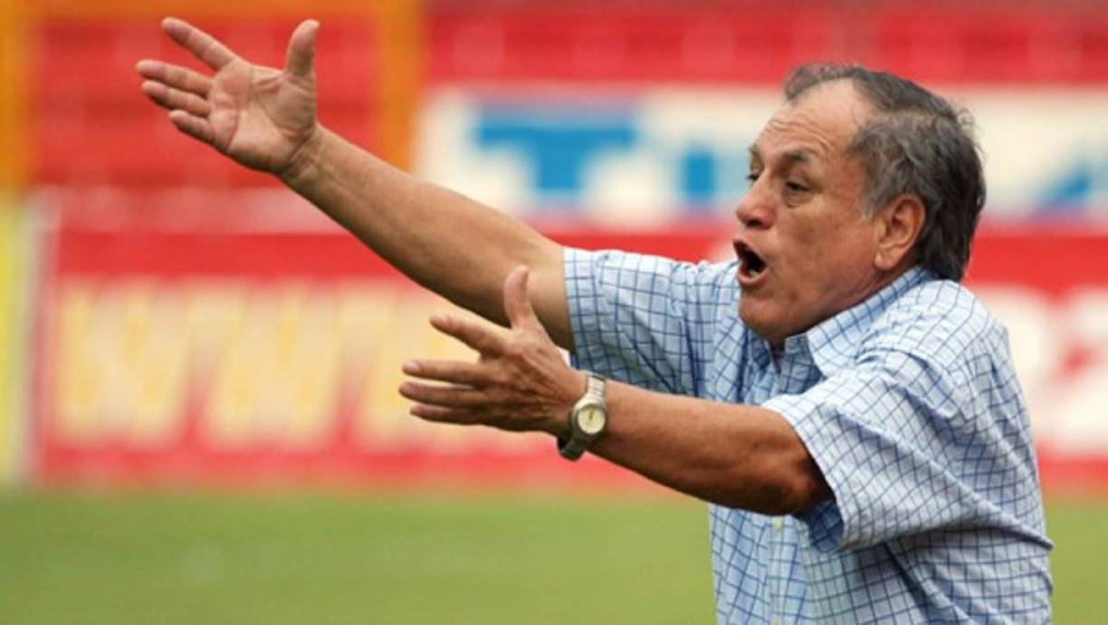 Siempre en el banquillo fue un timonel exitoso.