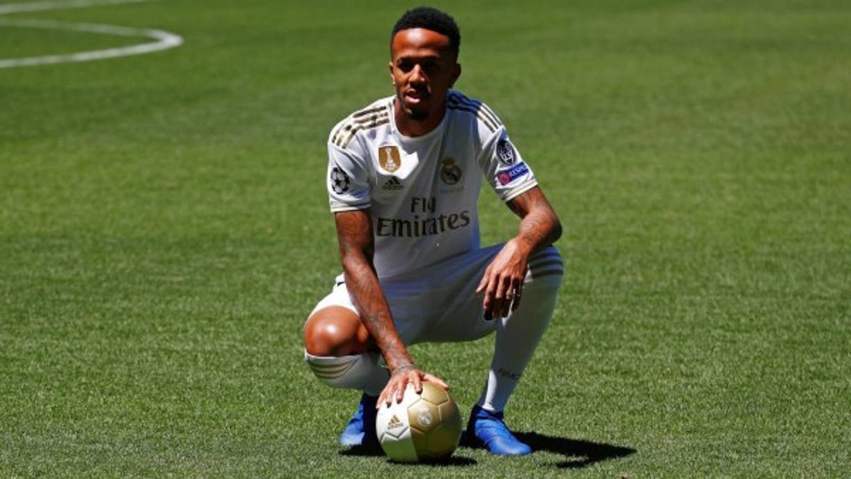 En la posición 10 está Eder Militao, brasileño recién fichado por el Real Madrid, conocido recientemente por su ataque de mareos en su presentación.