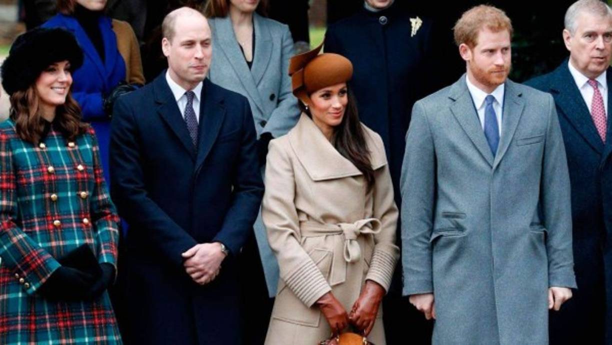 'Todos en la institución sabían que no era cierto', dijo Meghan sobre el incidente, que ha sido estudiado detenidamente por la prensa del corazón.<br/><br/>'Ocurrió lo contrario. Kate estaba molesta por algo (...), sobre los vestidos de flores de niña, y eso me hizo llorar y realmente hirió mis sentimientos', afirmó Meghan.