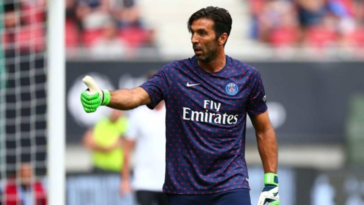 Gianluigi Buffon: El veterano portero de 41 años de edad finalizó su contrato con el PSG de Francia. Se menciona que podría volver y de forma gratuita a la Juventus, club en donde es ídolo.