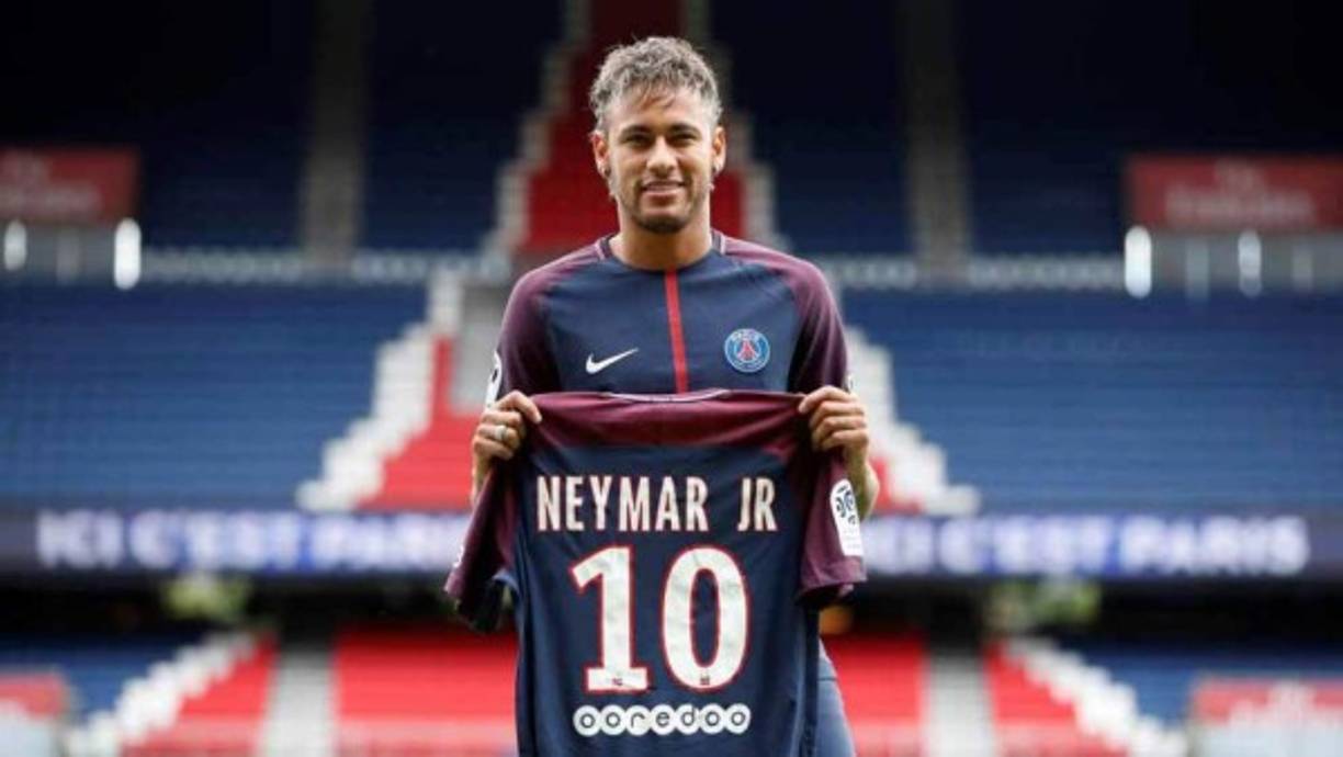 El futbolista brasileño Neymar fue presentado como jugador del PSG para la próxima temporada de la Ligue 1, donde el paulista expresó sus sentir por llegar a al equipo de la capital francesa: 'No he venido a buscar protagonismo en el PSG'.