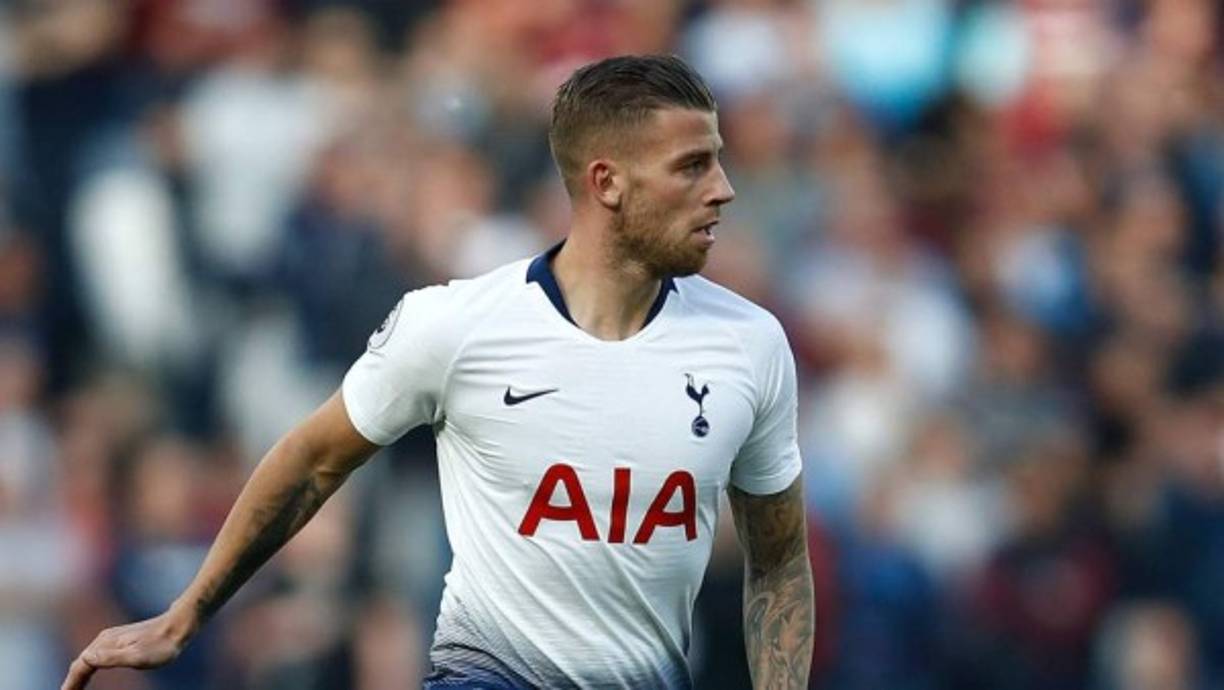 Roma y Tottenham siguen negociando por Alderweireld. Y, de acuerdo con los medios italianos, la próxima semana se celebrará una nueva reunión para que el defensa belga juegue en la Serie A esta temporada. La operación rondaría los 28 millones.