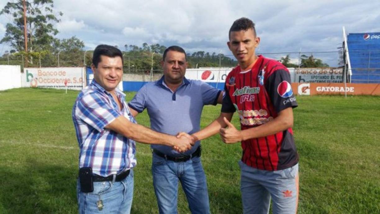 El Deportes Savio de la Liga de Ascenso confirmó el fichaje del mediocampista Gerson Díaz que llega procedente del Social Sol.