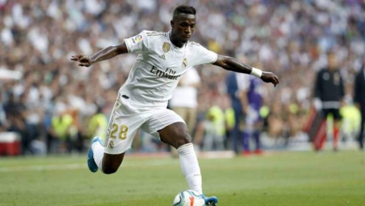 Vinicius Júnior: El brasileño será uno de los delanteros del Real Madrid ante Barcelona.