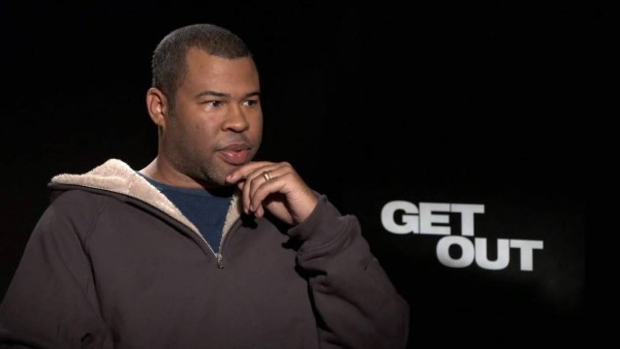 MEJOR DIRECTOR<br/><br/>Jordan Peele- Get Out<br/><br/>La cinta de horror le dio a Peele las codiciadas nominaciones a mejor película, mejor dirección y mejor guión original, convirtiéndolo en la tercera persona en la historia de la Academia en ser nominado en las tres categorías en su debut como director. <br/>Warren Beatty lo hizo en 1978 con Heaven Can Wait y James L. Brooks en 1983 con Terms of Endearment. Beatty perdió perdió las nominaciones mientras Brooks ganó las tres.<br/><br/>Peele es también la quinta persona afroamericana en obtener la nominación al mejor director en la historia del Óscar.