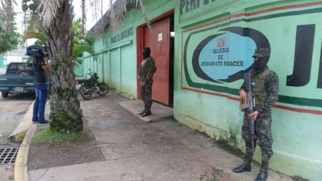 E asilo de ancianos Perpetuo Socorro de San Pedro Sula fue allanado por supuestas irregularidades y maltratos a las personas de la tercera edad.