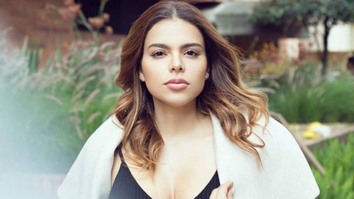 Puntilla', con más de 28 años de carrera criminal, era el líder de la banda 'Los Puntilleros'. Al mafioso también lo sindican de por lo menos 10 homicidios, desde el inicio de su prontuario en la década de los 90's, cuando trabajó para los carteles de Medellín y Cali. Cpn frecuencia cambiaba de domicilio, pero siempre acompañado de su gran amor.