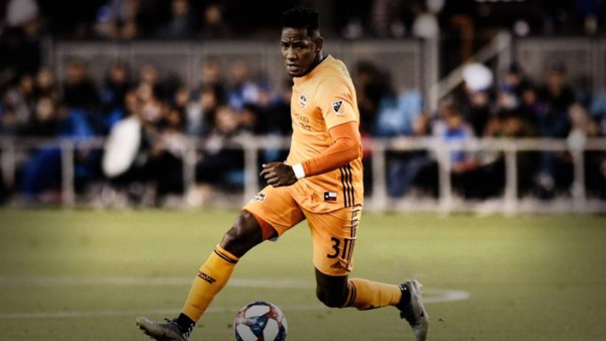 Para comenzar, Romell Quioto ha sido mandado a entrenar por separado en el Houston Dynamo. Por lo que no tiene contactos con sus compañeros del club estadounidense.