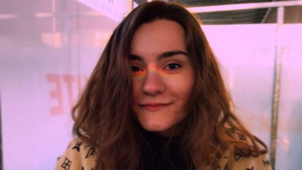 En el vídeo, Sapega afirma ser 'la editora del canal de Telegram 'El Libro Negro de Bielorrusia', que publica información personal sobre agentes del orden', es decir del Ministerio del Interior y del KGB.<br/>