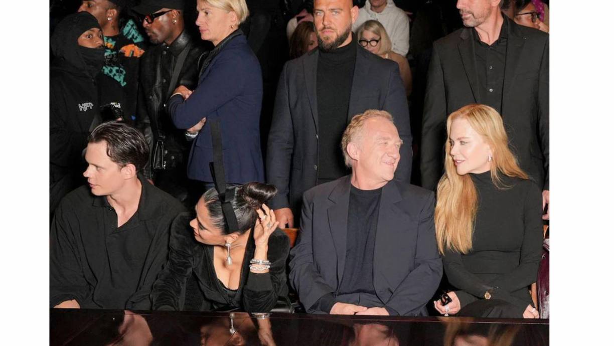 Más tarde, Nicole Kidman se volvió a acercar a Salma para finalmente tomarse una foto con ella. Incluso se la vio acariciando el hombro de la actriz mexicana, como en “señal de disculpa”. Pero para la mayoría, tal gesto llegó tarde, ya que la interacción ya se notaba tensa e incómoda.