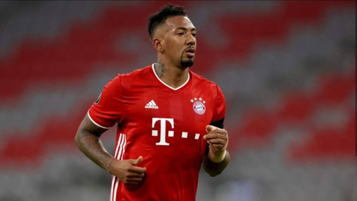 25 - Jerome Boateng (32 años) - El defensa alemán del Bayern Múnich con un valor de mercado de 10 millones de euros.