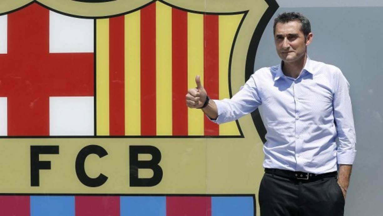 La primera gran decisión de Ernesto Valverde en el Barcelona. El club azulgrana no contempla el fichaje de un defensa central en el mercado de verano, según el diario Mundo Deportivo. El entrenador y el secretario técnico, Robert Fernández, consideran que dicha demarcación está bien cubierta con Gerard Piqué, Javier Mascherano, Samuel Umtiti y Marlon Santos.