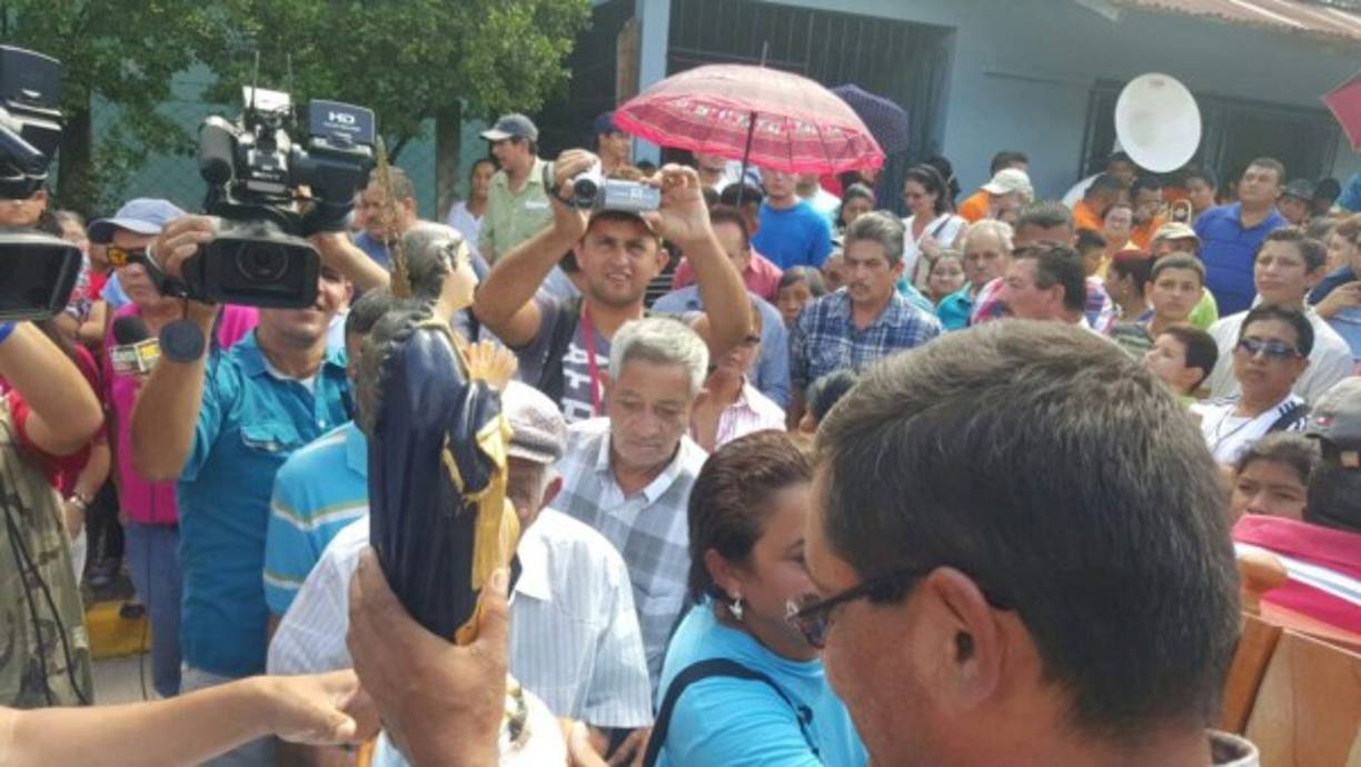 El guancasco es una ceremonia lenca del tiempo precolombino que celebra la paz entre comunidades vecinas, que vivieron en constantes guerras.<br/>