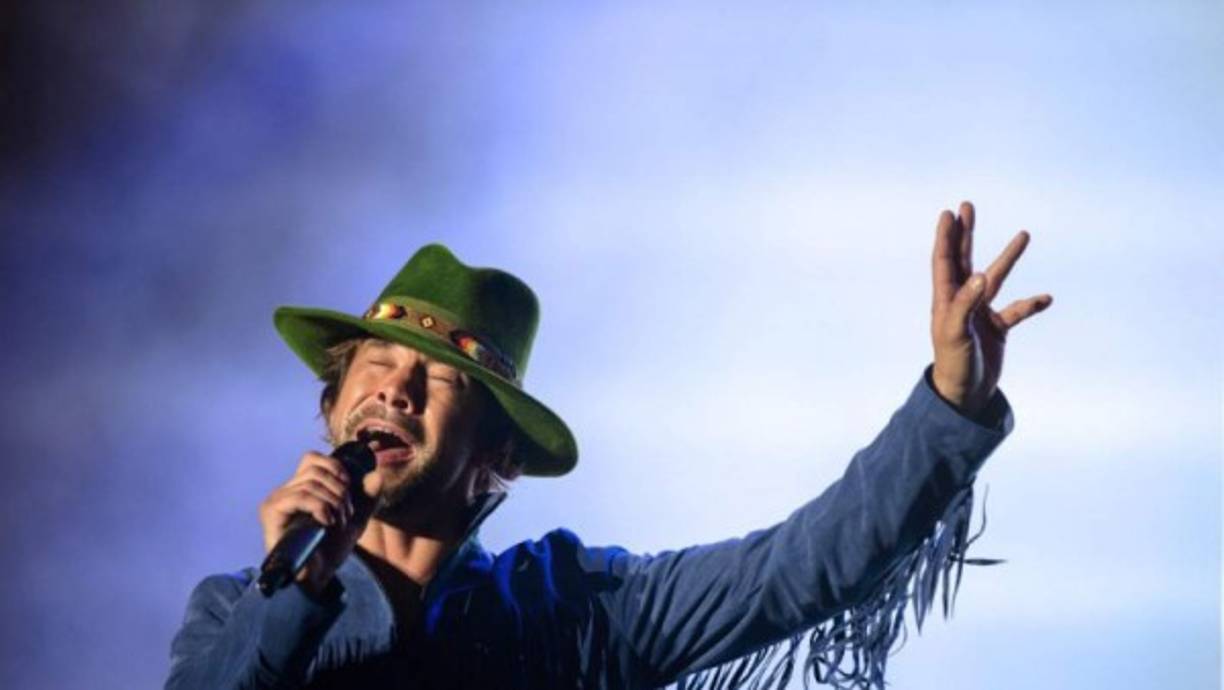 Jamiroquai es la banda británica que se presentará el día jueves 22 y será la encargada de abrir la noche anglo de Viña 2018. La banda de funk y acid jazz que incluye matices de música disco y sonoridades de electrónica ya ha estado cuatro veces en Chile. En esta oportunidad compartirá el majestuoso escenario de Viña 2018.