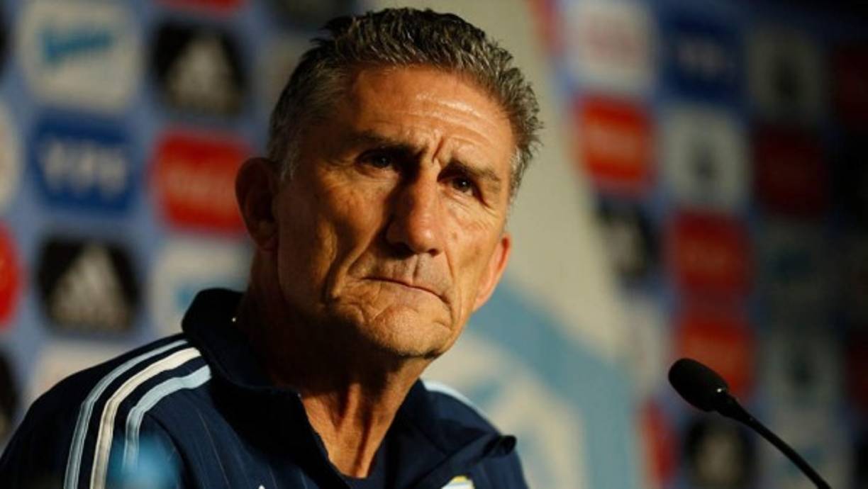 El Patón Bauza ha sido despedido oficialmente este día de la dirección técnica de la Selección de Argentina.