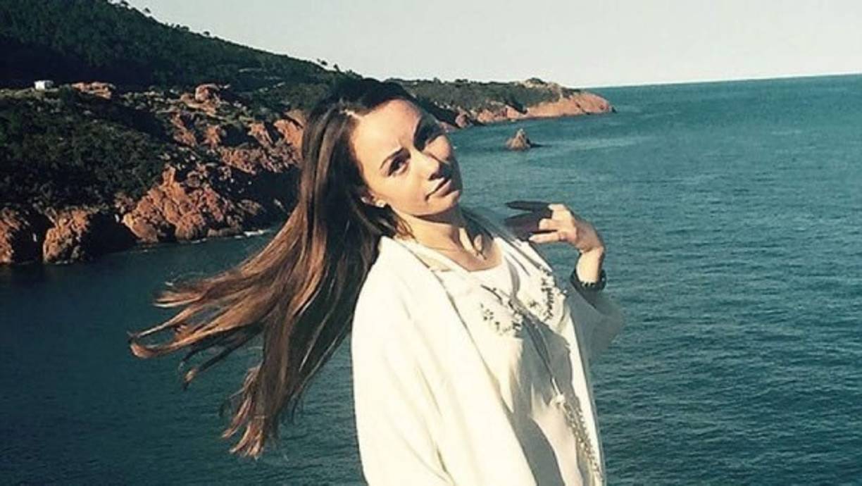 Ante las criticas suscitadas por los internautas una amiga de Natalia,Elena Korolyova, salió en su defensa:<br/><br/>'Ella ayudaba en todo a su familia, que es muy pobre. Anhelaba un futuro mejor. Pero cualquiera puede cometer un error, no se la puede juzgar por lo que se ve en un video', afirmó.<br/>