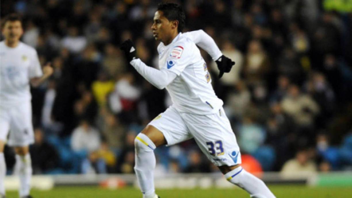 El talentoso volante vio acción en ambos torneos y hasta el día de hoy sigue siendo recordado por los aficionados catrachos.