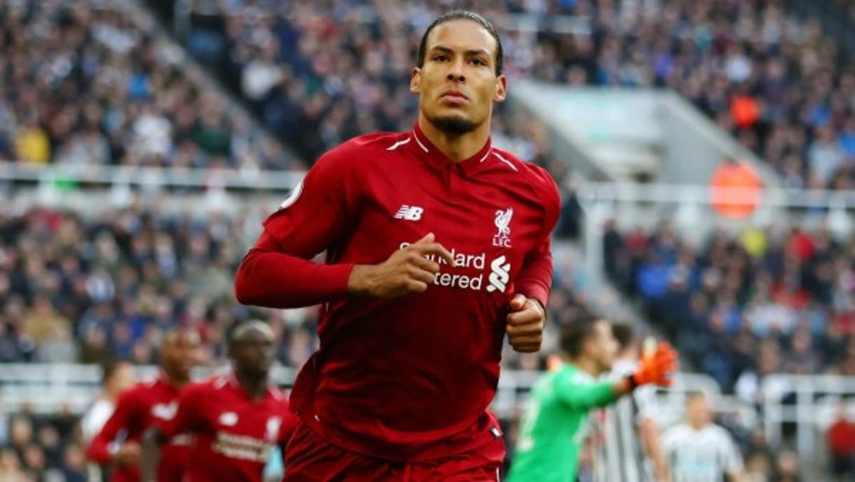 Virgil van Dijk - El defensa más caro del mundo lideró la zaga del Liverpool para lograr el título en la Champions League.