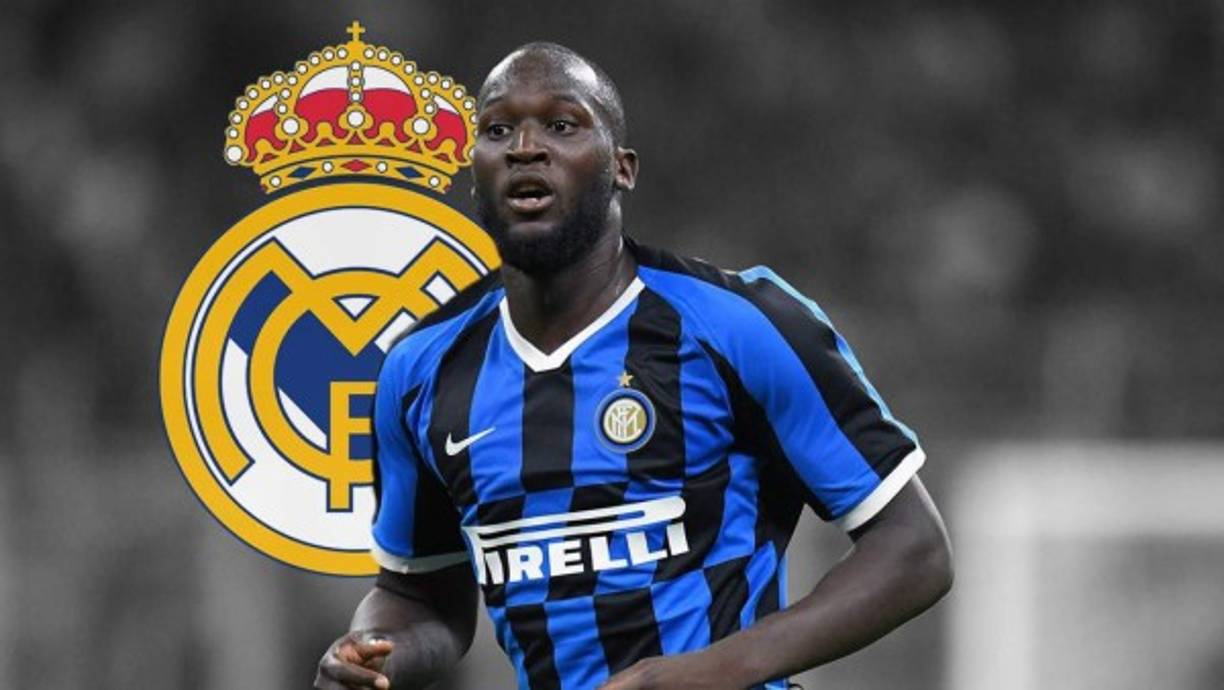 Según informa 'Il Corriere Dello Sport', el Real Madrid se habría fijado en Romelu Lukaku para sustituir a Karim Benzema. Segun el citado medio, en las oficinas del Santiago Bernabéu creen que el delantero belga del Inter de Milán seria, a largo plazo, un delantero ideal para reforzar su plantilla en el futuro.