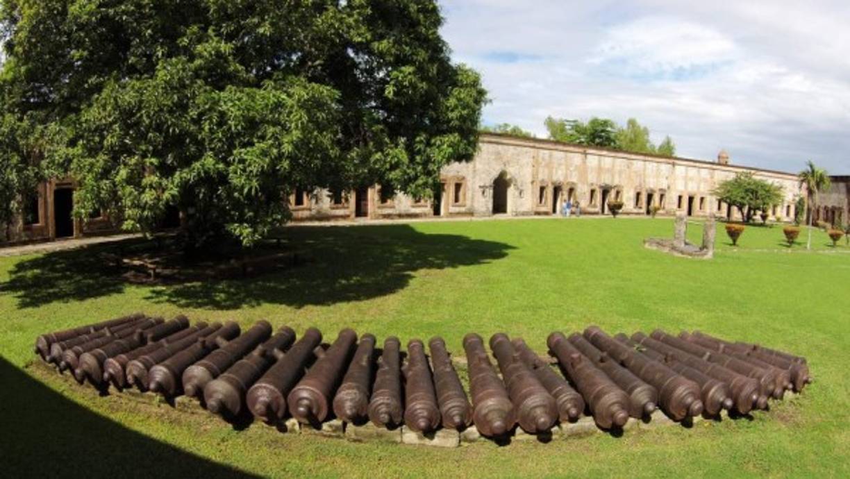 En el museo observará los utensilios que fuertes guerreros usaban en sus luchas.