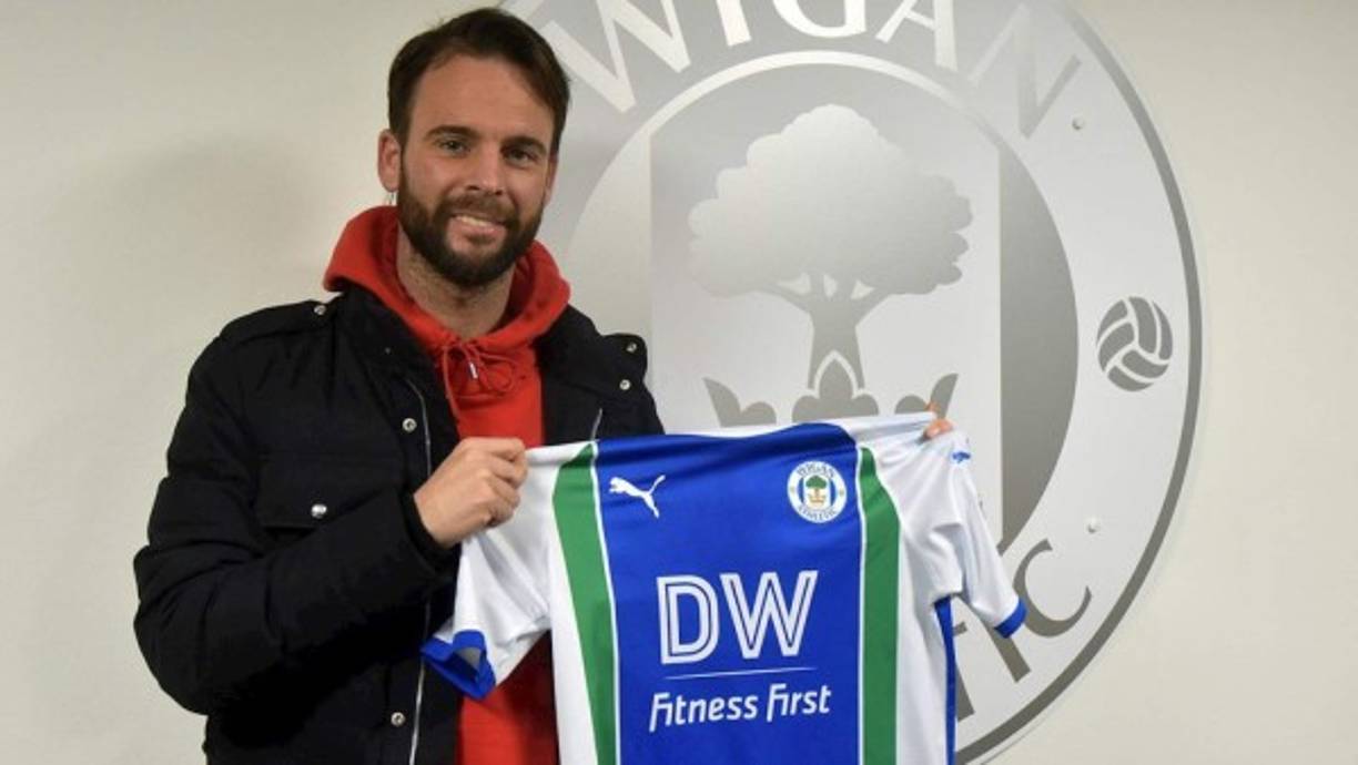 El Wigan ha fichado al lateral izquierdo escocés Danny Fox por 350.000 €.