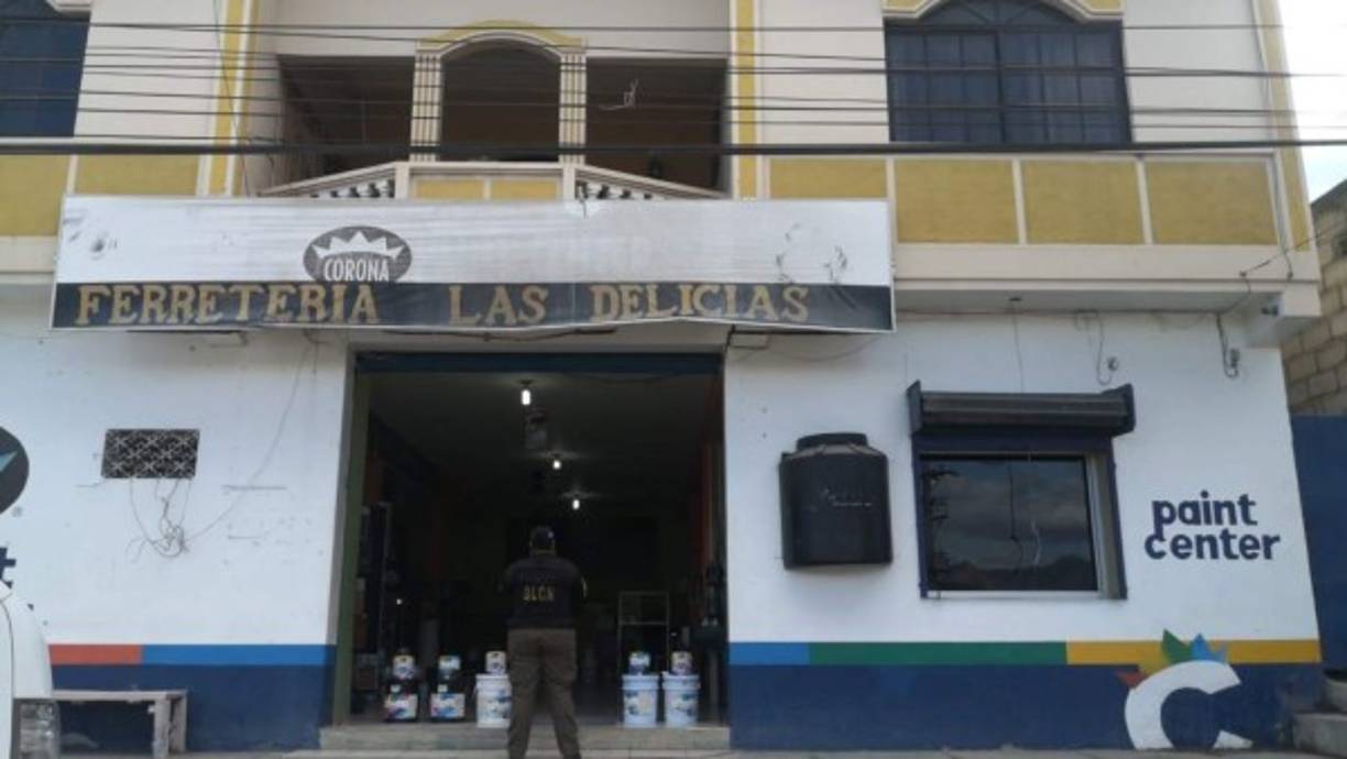 La operación de autoridades de Seguridad Pública estableció distintos objetivos individuales que estarían relacionados a los delitos de lavado de activos, producto del narcotráfico.