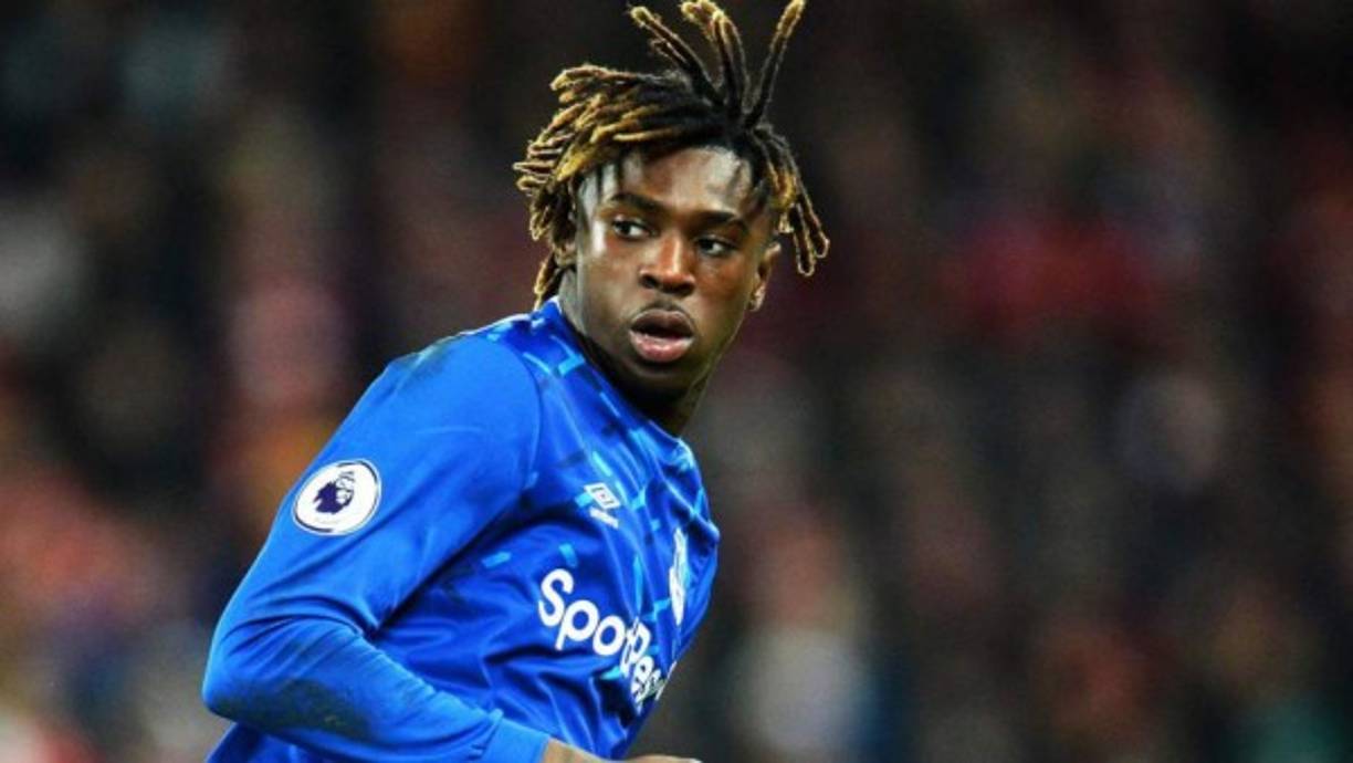 Moise Kean: Según informa el Corriere dello Sport, el delantero podría volver a ser nuevo jugador de la Juventus tras su paso por el Everton. La Juve lo mandó a préstamo al cuadro inglés y la prensa italiana señala que estaría volviendo para tratar de formar dupla en el ataque con CR7.