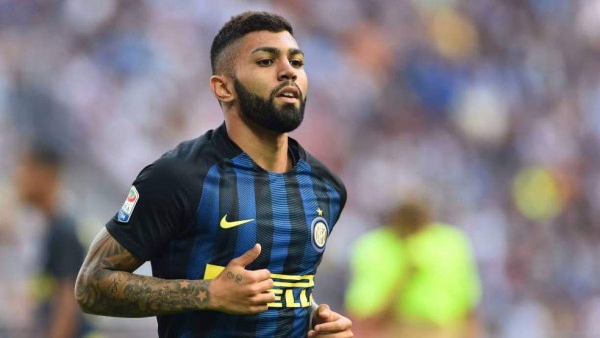 El Liverpool FC está interesado en la contratación de Gabriel Barbosa ‘Gabigol’ durante el mercado invernal, según revela hoy el diario británico Daily Mirror. El delantero brasileño solo ha disputado 16 minutos esta temporada y su representante ya tacha de humillación su actual situación en el Inter de Milán. El conjunto 'nerazzurro' pagó 30 millones de euros por el jugador el pasado mercado estival.