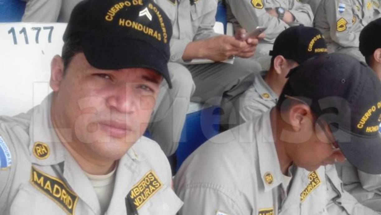 De momento, mañana jueves, los especialistas mexicanos someterán a Ever, uno de los dos hondureños que se hallan en México, a una intervención quirúrgica especial, donde le harán los injertos de piel.