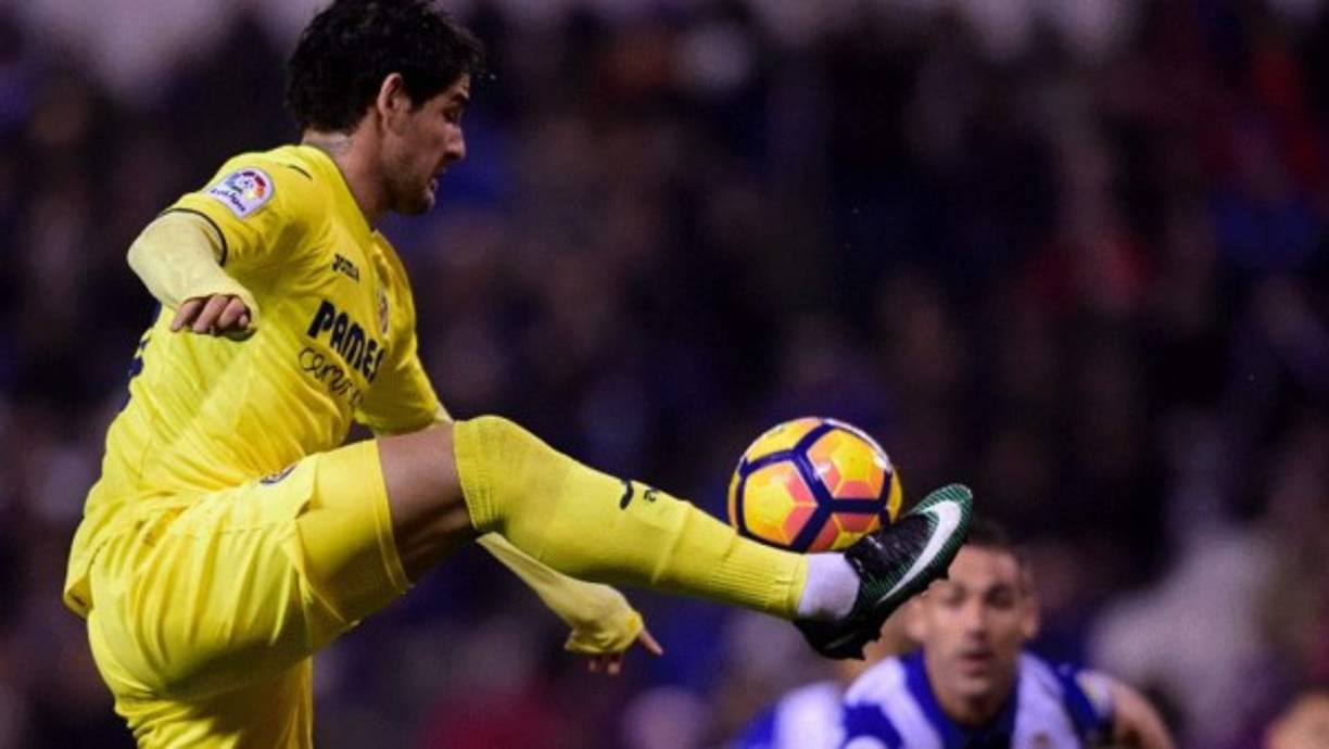 El Villareal le busca una salida al brasileño Alexandre Pato.