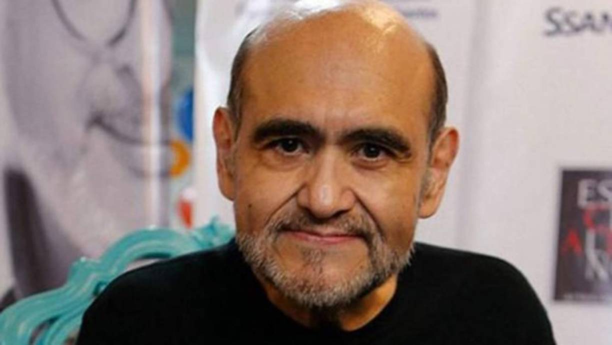 Mencionó que muchos de sus ingresos los obtuvo de las giras con el elenco del exitoso proyecto y que los fanáticos robaron la ropa de los personajes en más de una ocasión.<br/>