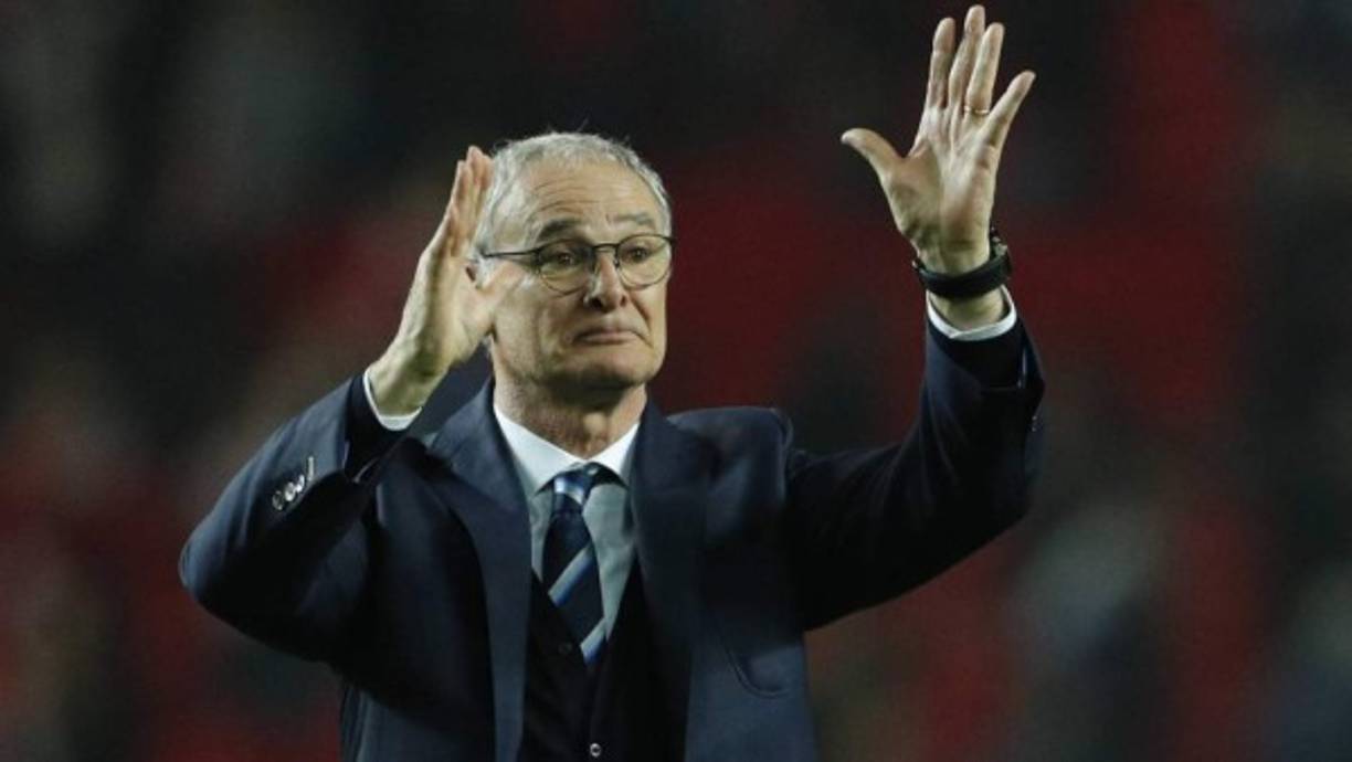 El italiano Claudio Ranieri ya es entrenador del Nantes, tras la luz verde de la Liga Profesional de Fútbol (LFP) de Francia y el Sindicato de Entrenadores (Unecatef), según anunció la directiva del club. El míster, que en principio no podía entrenar en Francia al ser mayor de 65 años, ha firmado un contrato de dos años de duración.