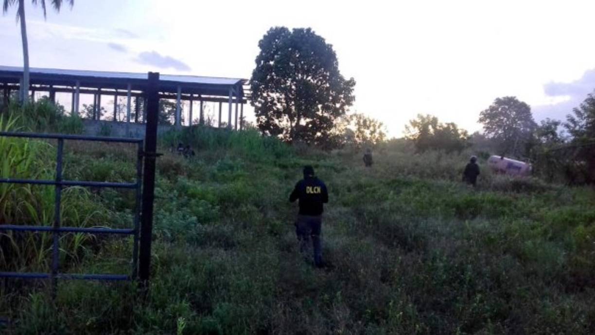 'En fecha 04 de enero del año 2018 se recibió en la Dirección de Lucha Contra el Narcotráfico denuncia anónima donde se informó que en la localidad de San Juan Pueblo, municipio de La Másica, departamento de Atlántida, habita el ciudadano conocido con el nombre de “Lolo Mejía” a quien se vincula con el tráfico de drogas', indica el comunicado del Ministerio Público.<br/>