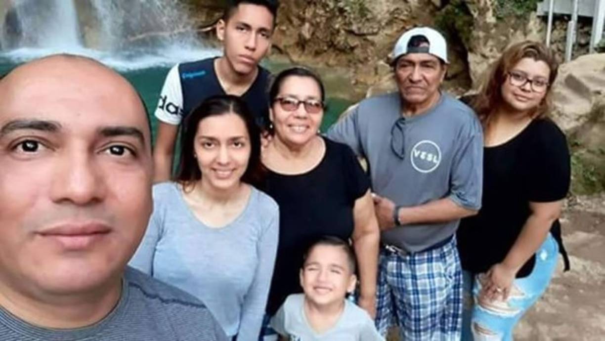 La hondureña Lizeth Claros afirma que su padre es un hombre humilde y trabajador, lo cual la llena de orgullo.