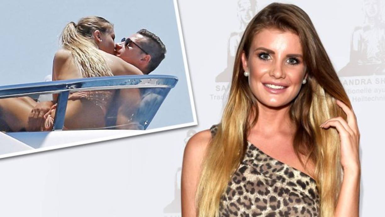 Linda Vaterl, una modelo que participó en el programa de televisión de Heidi Klum 'Germany's next Topmodel es la chica que aparece con Draxler