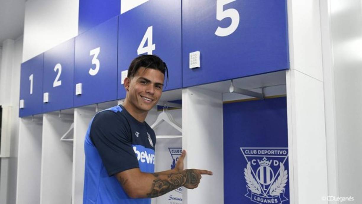 El Leganés obtiene la cesión del lateral zurdo argentino Jonathan Silva. Ha firmado por una temporada con opción de compra.