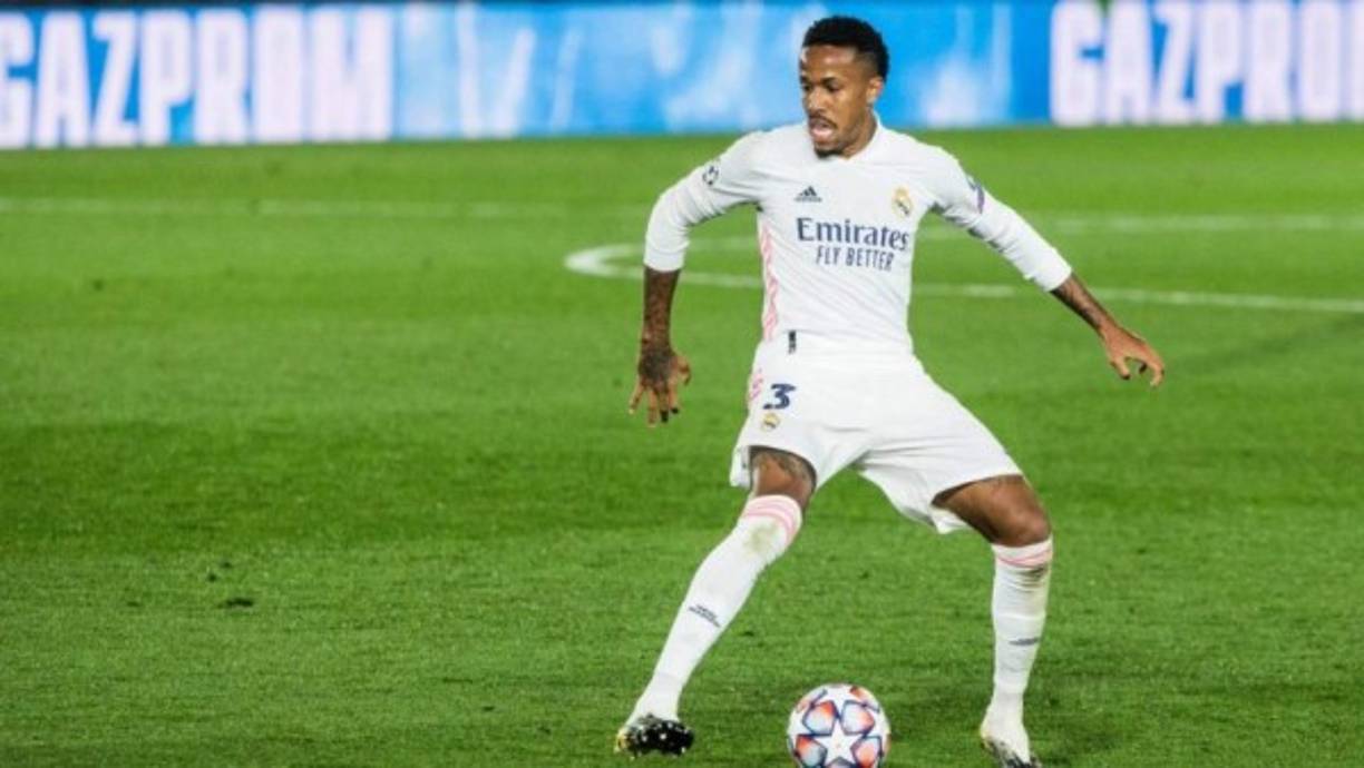 Eder Militao: El defensa del Real Madrid está en la lista de refuerzos del Tottenham para este mercado de invierno. Así lo aseguran los medios ingleses que sitúan al central brasileño como una de las opciones que maneja Mourinho para el centro de la defensa del Tottenham en este mes de enero.<br/>