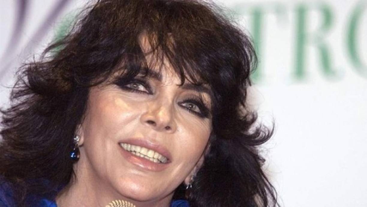 Presuntamente, la actriz acudió esta semana a uno de los centros que instalaron en el puerto guerrerense, donde lleva varios meses confinada, para recibir la primera dosis.