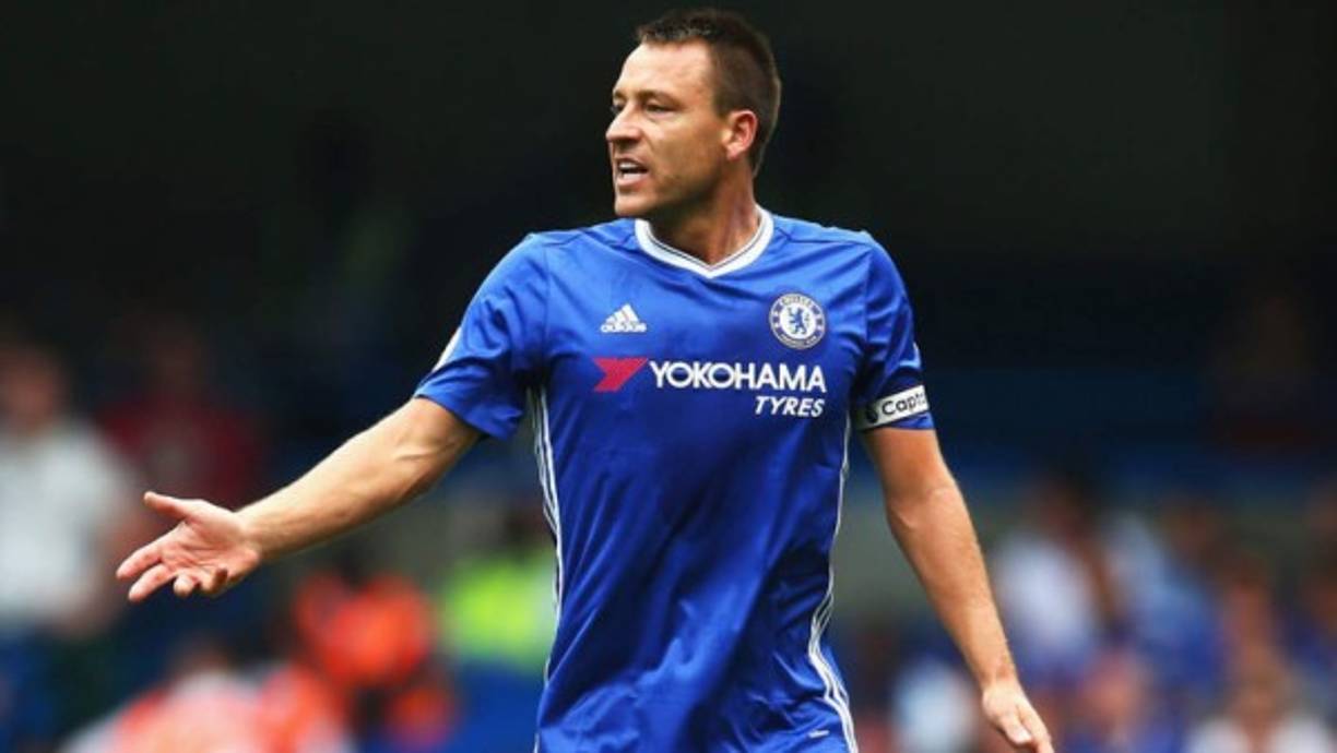 El defensor inglés John Terry estaría a punto de salir del Chelsea y el West Brom de Inglaterra se ha interesado en sus servicios.