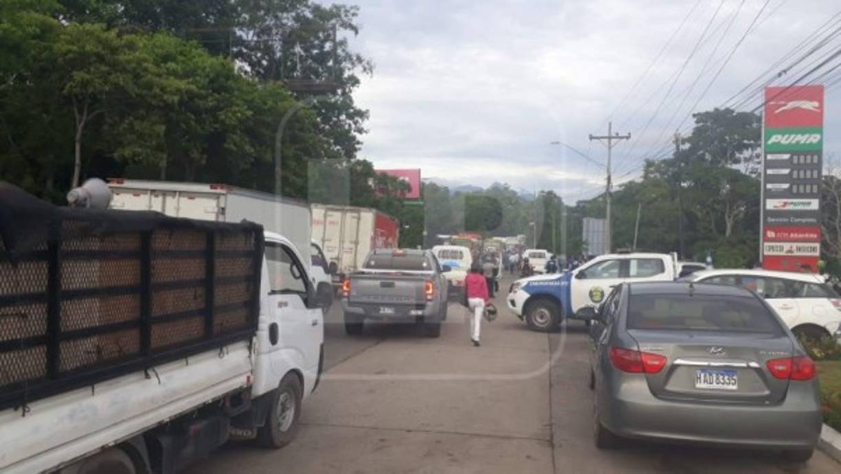 'Tenemos que buscar otras soluciones y por eso pedimos una mesa de diálogo, pero hasta el momento no tenemos respuestas favorables', dijo Leonel Zúniga, dirigente de transporte.